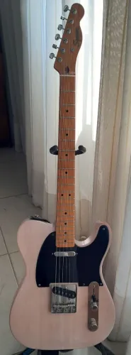 Guitarra Squier Telecaster Vibe 50?s White Blonde