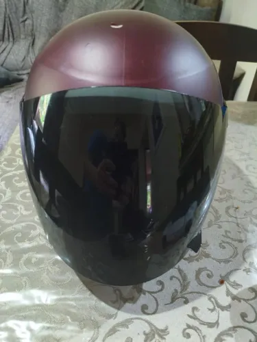 Capacete com viseira escura n56