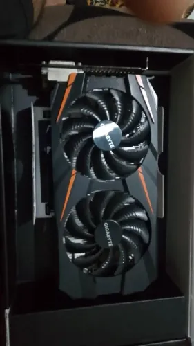 Placa de Vídeo GTX 1060 3GB usada em ótimas Condições