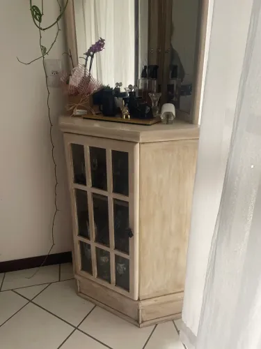 Mesa de vidro 6 cadeiras com Cristaleira 