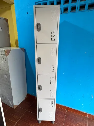 Roupeiro,guarda volume