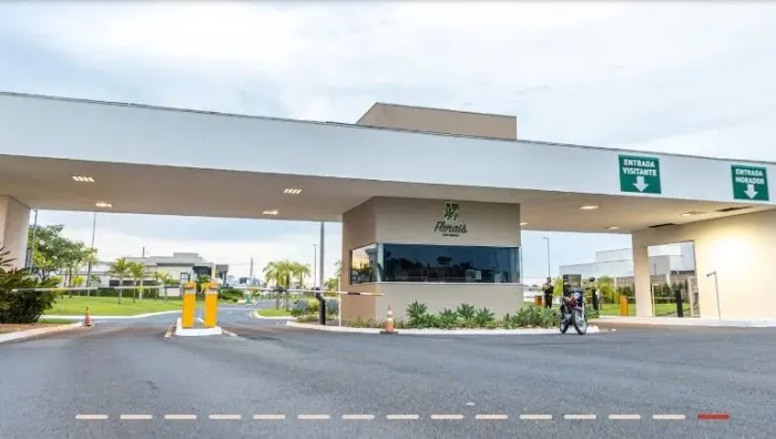 Vendo Terreno no Condomínio Florais da Mata com 398 m² - Várzea Grande!