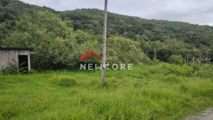 Lote em Rua Pedra Gema - Mariscal - Bombinhas/SC
