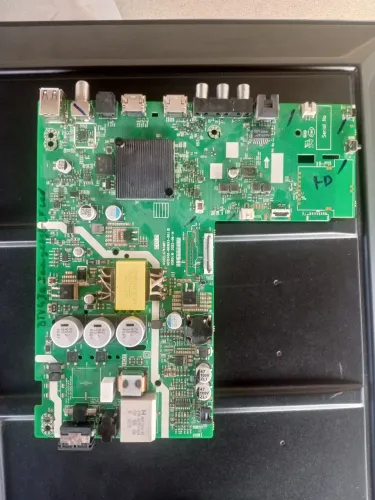 Placa principal TV Britânia