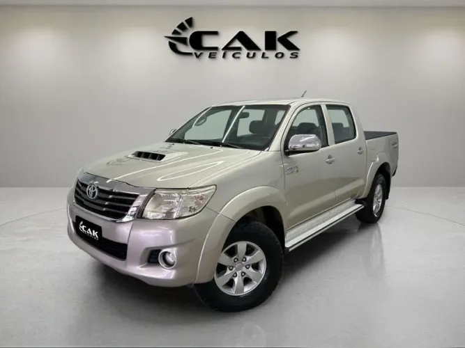 Toyota Hilux SW4 SRV D4-d 4X4 3.0 TDI Dies. AUT 2014