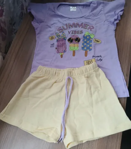 Conjunto Infantil novo  feminino de 2 a 4 anos 