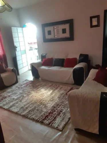 EXCELENTE OPORTUNIDADE: CASA COM HABITE-SE. ACEITO PARCERIA COM IMOBILIARIAS PARA DIVULGAR