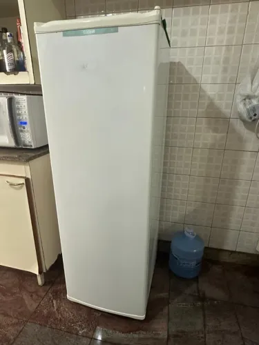 Freezer Consul 142L Vertical Modelo CVU20GBANA