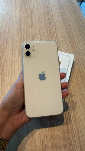 iPhone 11 128