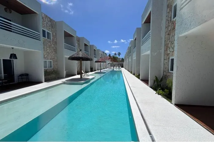 Apartamento à venda com 2 quartos, sendo 1 suíte, na Praia do Marceneiro, no Condomínio Cu