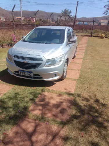 Chevrolet Onix JOY Hatch 1.0 8V Flex Mec. 4P 2018