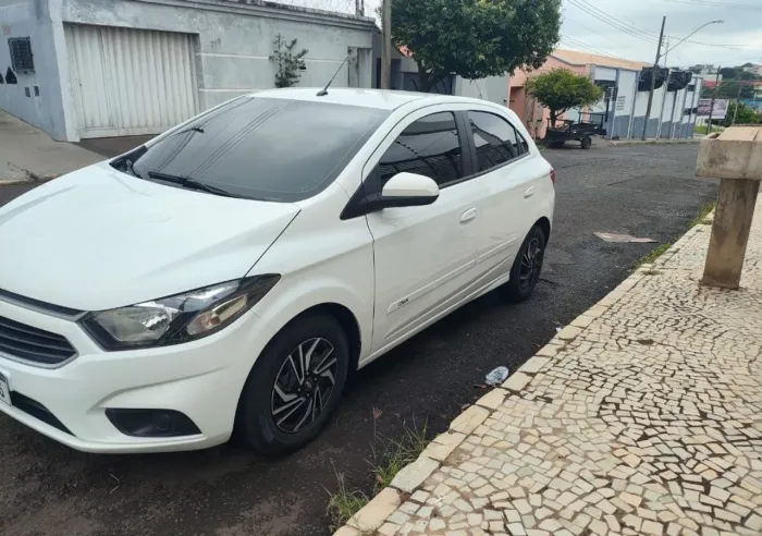 Chevrolet Onix Hatch LT 1.0 8V Flex Mec. 4P 2019
