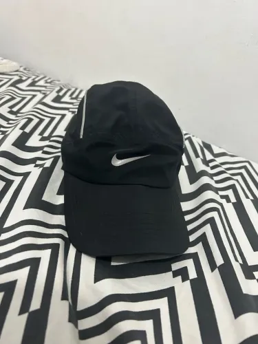 Boné Nike dri- fit 