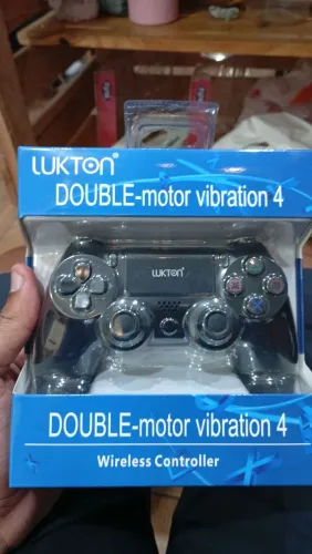 Mandete ps4 lacradas conecta em TV e em Pc
