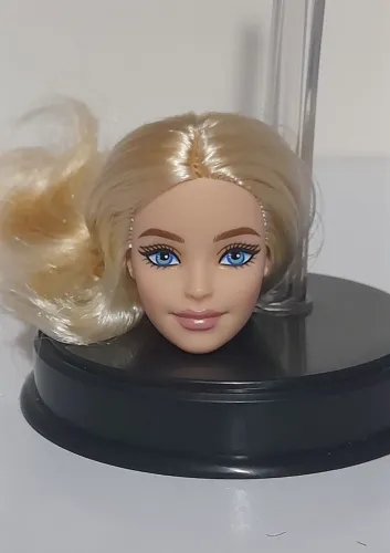 Barbie Basics You Create - Millie (Somente a Cabeça)