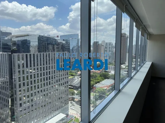 CONJ. COMERCIAL - VILA OLÍMPIA - SP