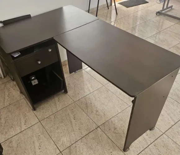 Mesa de Escritório em L