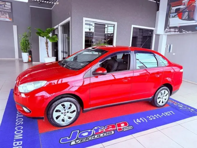Fiat Siena Attractive 1.4 Fire Flex 8V 4P 2013