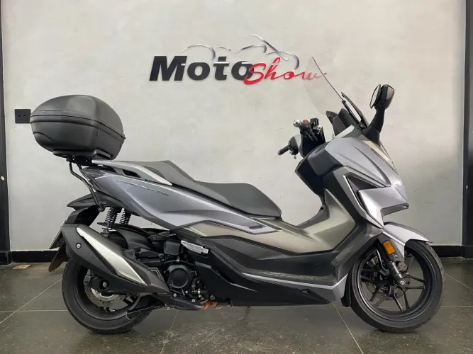 Honda Forza 350 