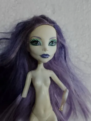Sucata Monster high Spectra vondergeist