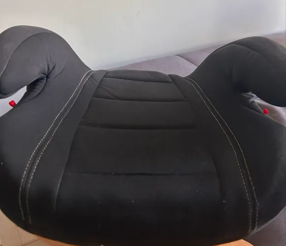 Assento infantil para carro