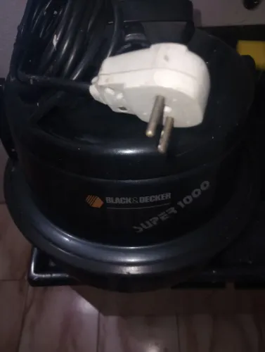 Aspirador Black Decker 1000 super forte