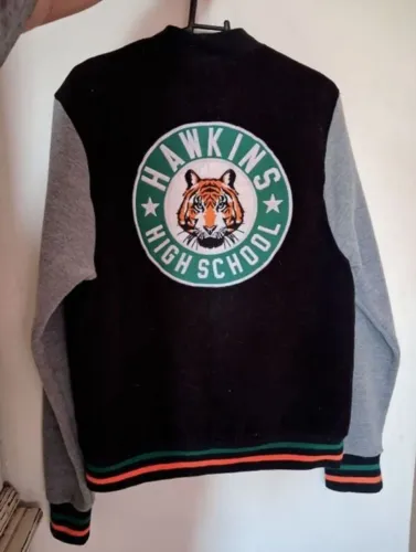 casaco stranger things hawkins high school piticas edição especial