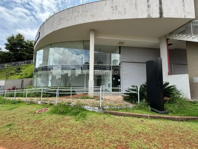 Loja pronta para operar no Santa Lúcia