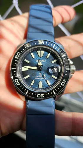 SEIKO PROSPEX DARK MANTA RAY