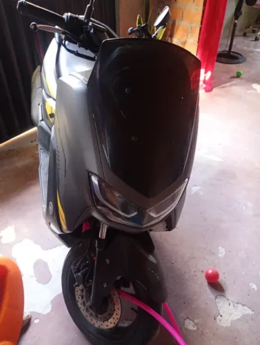 Yamaha nmax 160 connect