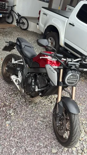 CB 650r Impecável!!