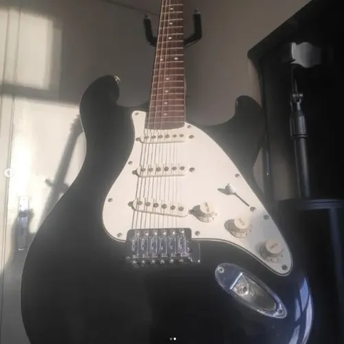 Guitarra Stratocaster Giannini Sonic (Anos 90)