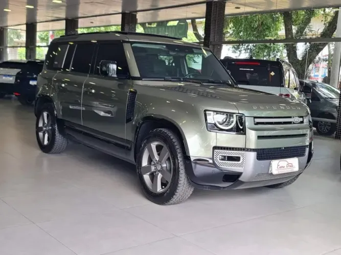 Land Rover Defender 110 2.0 Turbo HSE SI4 AUT 2022