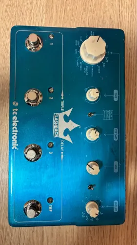Pedaleira Tc Electronic Triple Delay Para Efeitos Guitarra