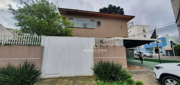 Sobrado com 5 dormitórios à venda, 320 m² por R$ 950.000,00 - Santa Quitéria - Curitiba/PR