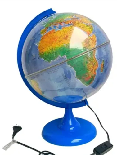 Globo terrestre com luminaria