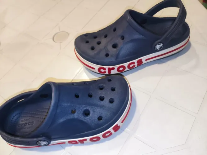 Crocs original infantil n° 32