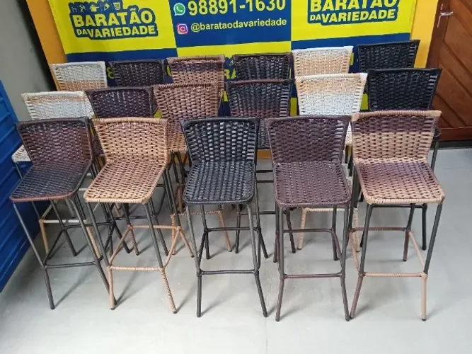 banqueta americana quadrada em fibra sintetica