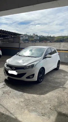 Hyundai HB20 Premium 1.6 Flex 16V Mec. 2013