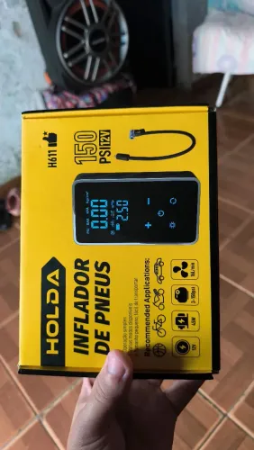 Mini compressor com tela digital