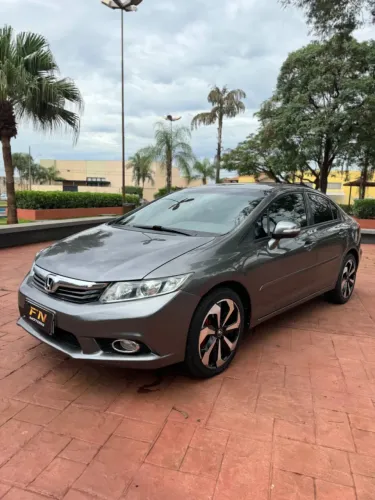 Honda Civic Sedan LXR 2.0 Flexone 16V Aut. 4P 2014