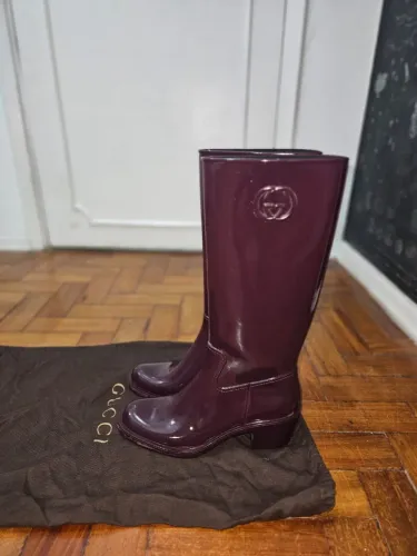 Linda galocha Gucci usado umas 4x