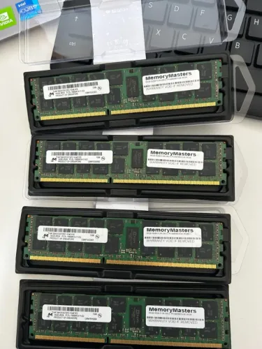 Memorias - 16GB 2Rx4 PC3L-10600R