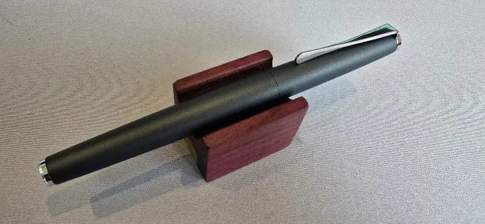 Caneta Lamy Studio Platinum Grey Pena M