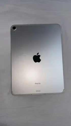 iPad Air 5, 64GB, Wi-Fi & Cellular