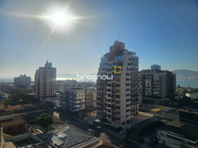 Cobertura para venda no Bairro Balneário, Florianópolis/SC.