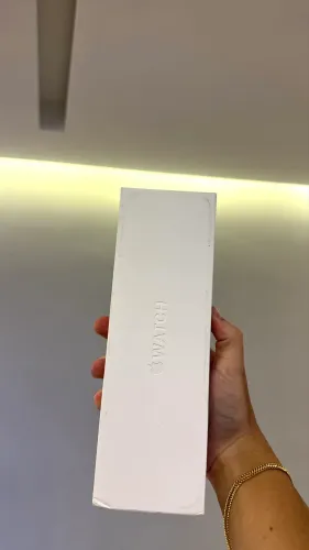 Apple Watch Series 11 46MM Rose Gold Lacrado - Peça Única 