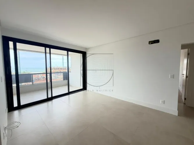 Apartamento com 3 dormitórios e 3 suítes e 2 vagas de garagens