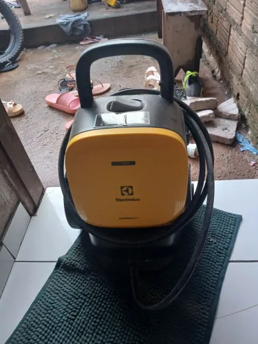 Vendo ou troco jato de pressão 