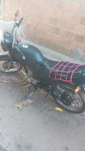Moto boa para o dia adia obs: não está em dias mais está funcionando normal